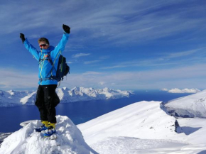 Отель Lyngen Arctic View  Оллердален